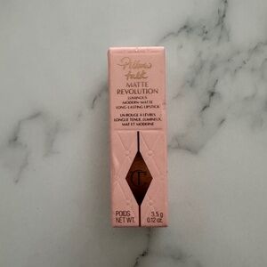 Charlotte tilbury matte revolution lipstick - pillow talk medium
